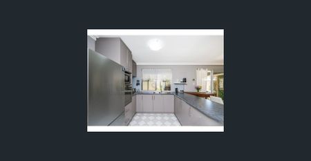 PERFECTLY LOCATED 3X2 HOME!!! with Below Ground Pool in Complex - Photo 4