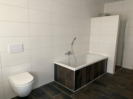 wunderschöne 3 Raumwohnung - Photo 3