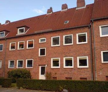 ---Schöne 2,5 Zimmer Wohnung am Schwanenseeplatz--- - Photo 2