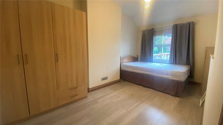 Kyffin Square, Bangor, Gwynedd, LL57 - Photo 4