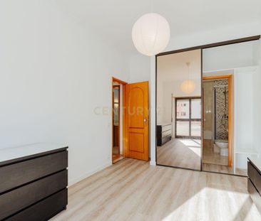 Almada, Setúbal Municipality - Photo 4