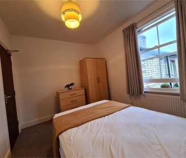 Room 3, Flat 2, 33 Mill Road, Cambridge - Photo 1