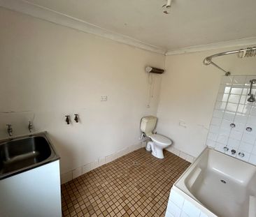 Perfect Central Location - Photo 4