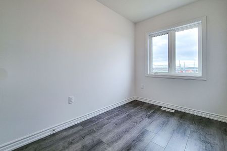 For Lease - 61 Soho Street Unit# 33, Hamilton, Ontario - Photo 4