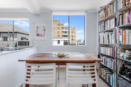 Unit 7/108 Beach Street, Coogee. - Photo 2