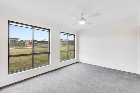 2 Springfield Street - Photo 5