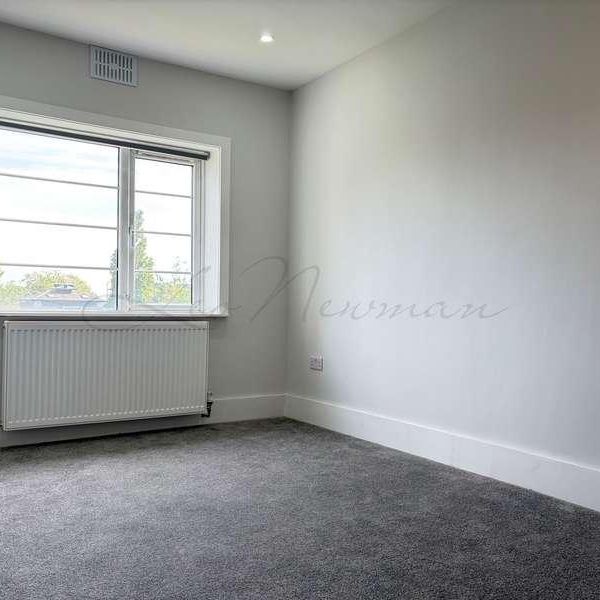 Rosebank Way,acton, W3 - Photo 1