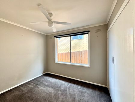 Spacious 2-Bedroom Unit in Prime Highton Location - Photo 5