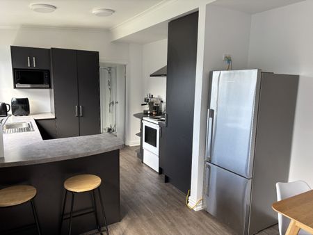 A Christmas Cracker - Photo 5