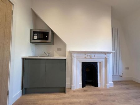 Studio to rent - Photo 2