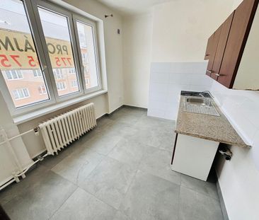 Pronájem bytu 2+1 58 m² - Photo 3