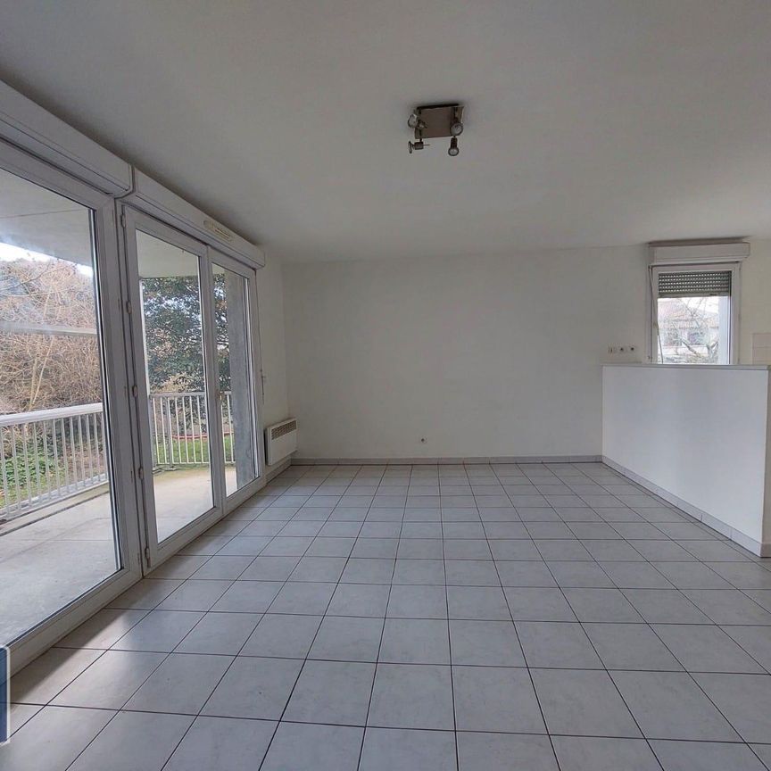 Location Appartement 2 pièces 45m² BORDEAUX 33800 - Photo 1