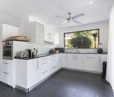 Luxury Villa for rent in Marbella, Spain - Photo 5