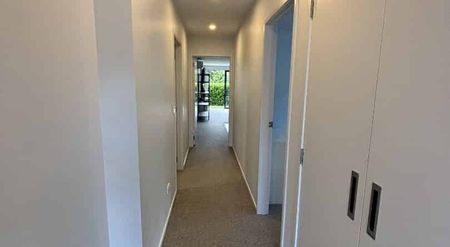 Awesome in Anselmi - Photo 4