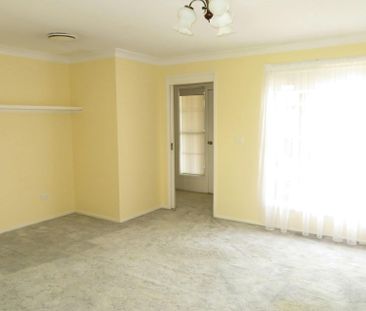 3 BEDROOM HOME IN TRANQUIL CUL DE SAC - Photo 5