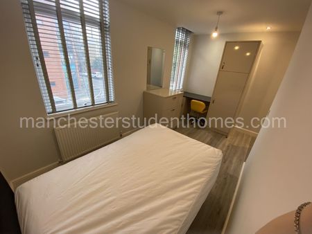 Rusholme Place, Manchester, M14 5TE - Photo 4