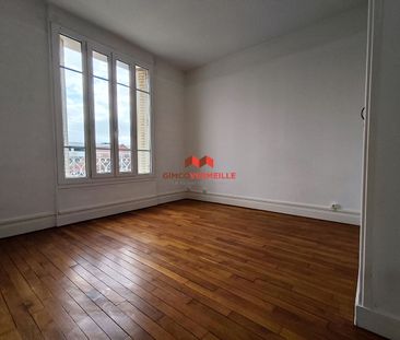 Location Maison 5 pièces 74m² - Photo 1