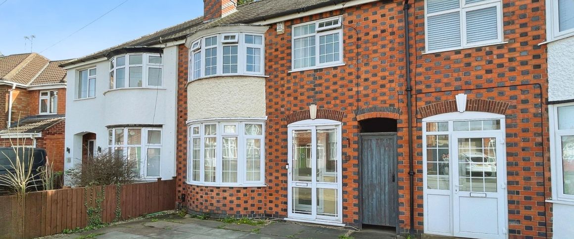 3 bed terraced house to rent in Ravenhurst Road, Leicester - Photo 1