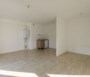 Location Appartement 1 pièce 35m² NANTES 44000 - Photo 3