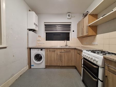 4 Bed Terraced House, Rosebery Avenue, N17 - Photo 4