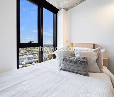 Panoramic 4 Bed Ensuite Apartment (33 - 38) - Photo 4