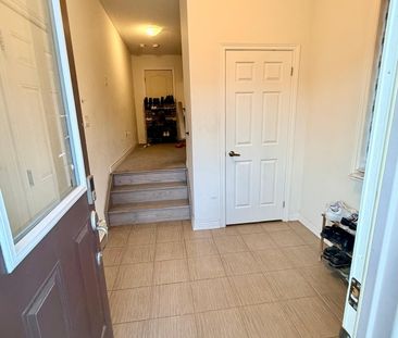 For Lease - 41 Hashmi Place Unit# Upper, Brampton, Ontario - Photo 1