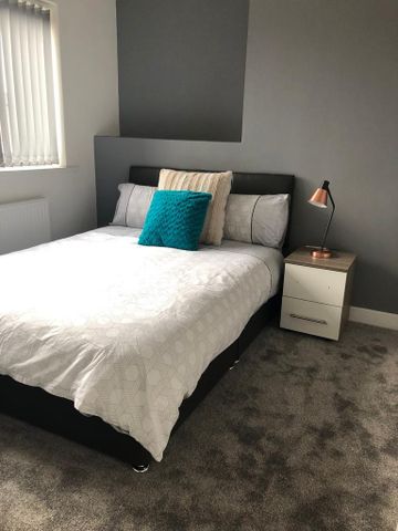 1 bedroom in a house share to rent - Photo 5