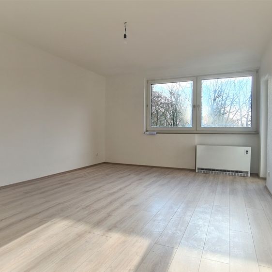 3,5 Zimmer im 2 OG mit Balkon - Foto 1