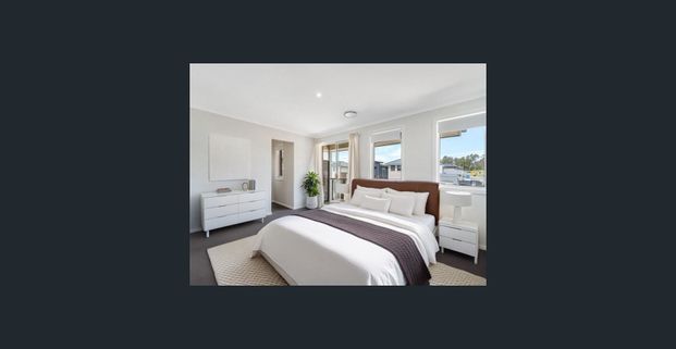 MODERN FOUR-BEDROOM FAMILY HOME IN A GROWING SUBURB - Photo 1