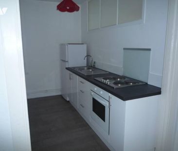 LILLE Quai du Wault / Esplanade - Appartement T2 à louer avec parking - Photo 2