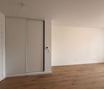 Location Appartement 2 pièces 42m² - Photo 3