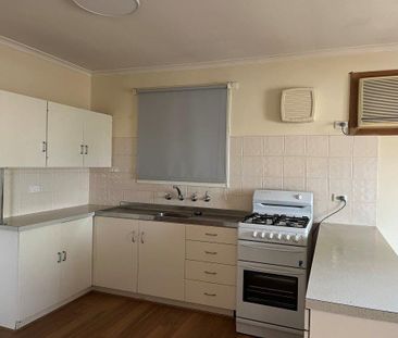 28 Stirling Drive - Photo 6