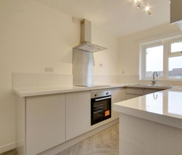 2 bedroom maisonette to rent - Photo 6