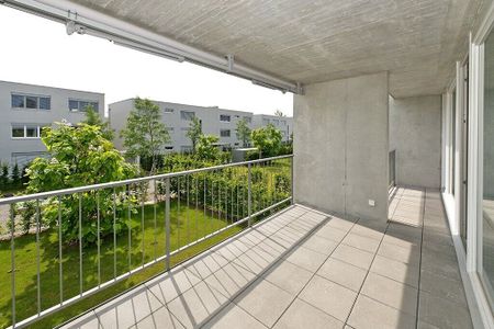 Living space in a quiet residential area - Photo 3