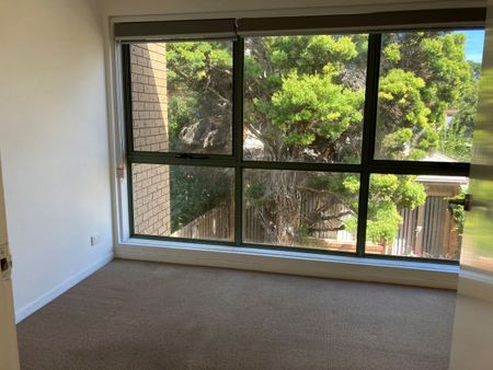 10/156-160 Ascot Vale Road, Flemington, VIC 3031 - Photo 5