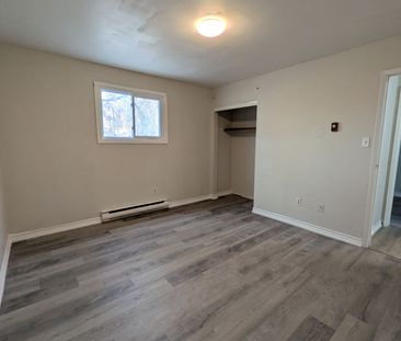 For Lease - 157 Stanley Street Unit# 4, Quinte West, Ontario - Photo 6