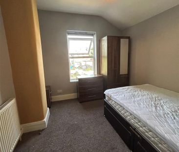 1 bed house share to rent Walbrook Road, DE23 - Photo 2
