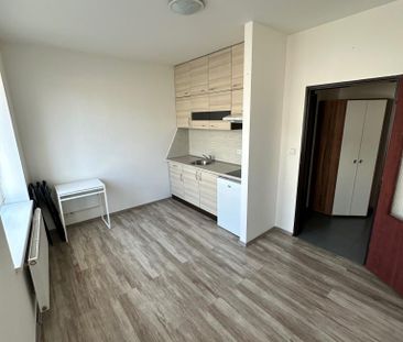 Pronájem bytu 1+kk 20 m2 - Photo 5