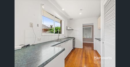 Renovated Family Home! - Photo 2