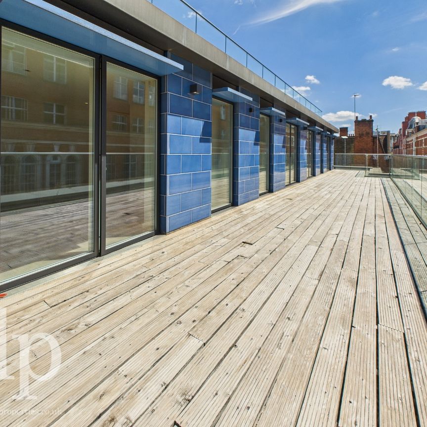 3 Bedroom Flat, Kingly Street, London, Greater London, Soho, W1B - Photo 1