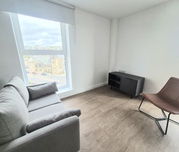 Cow Green, Halifax - Photo 2