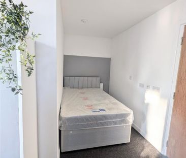 1 Beds - Apartment - - Photo 5