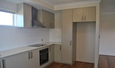 2/76 Kooyong Road, Rivervale WA 6103 - Photo 4