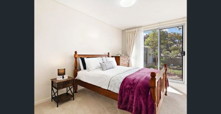 Expansive easycare villa in family-friendly pocket - Photo 5