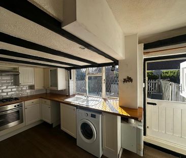 2 bedroom terraced house to rent - Photo 2