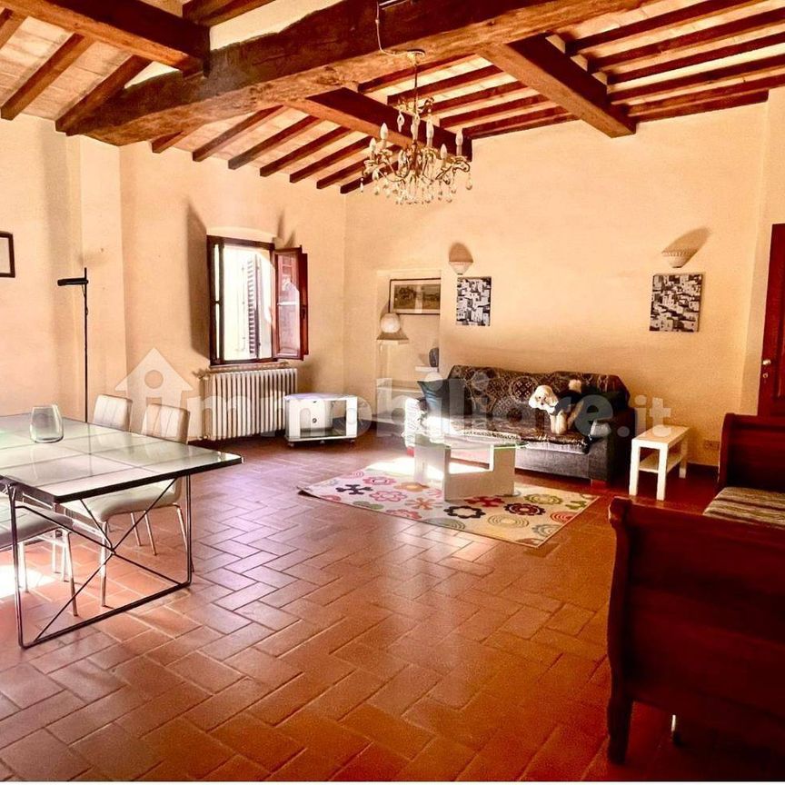 Appartamento buono stato, secondo piano, Centro, Chiusi - Photo 1