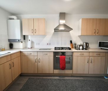 Lancaster Court, Auckley, DN9 - Photo 6