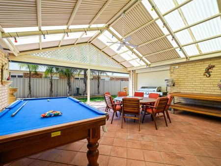 89 Pridham Boulevard, Aldinga Beach SA 5173 - House For Rent | Domain - Photo 5