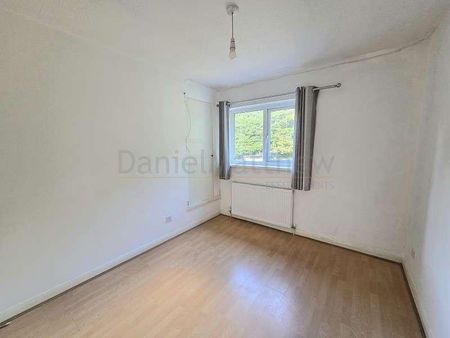 St. Davids Close, Brackla, Bridgend, Bridgend County, CF31 - Photo 4