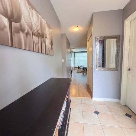 Spacious Kitsilano 2 bedroom | 2 bath - Photo 1